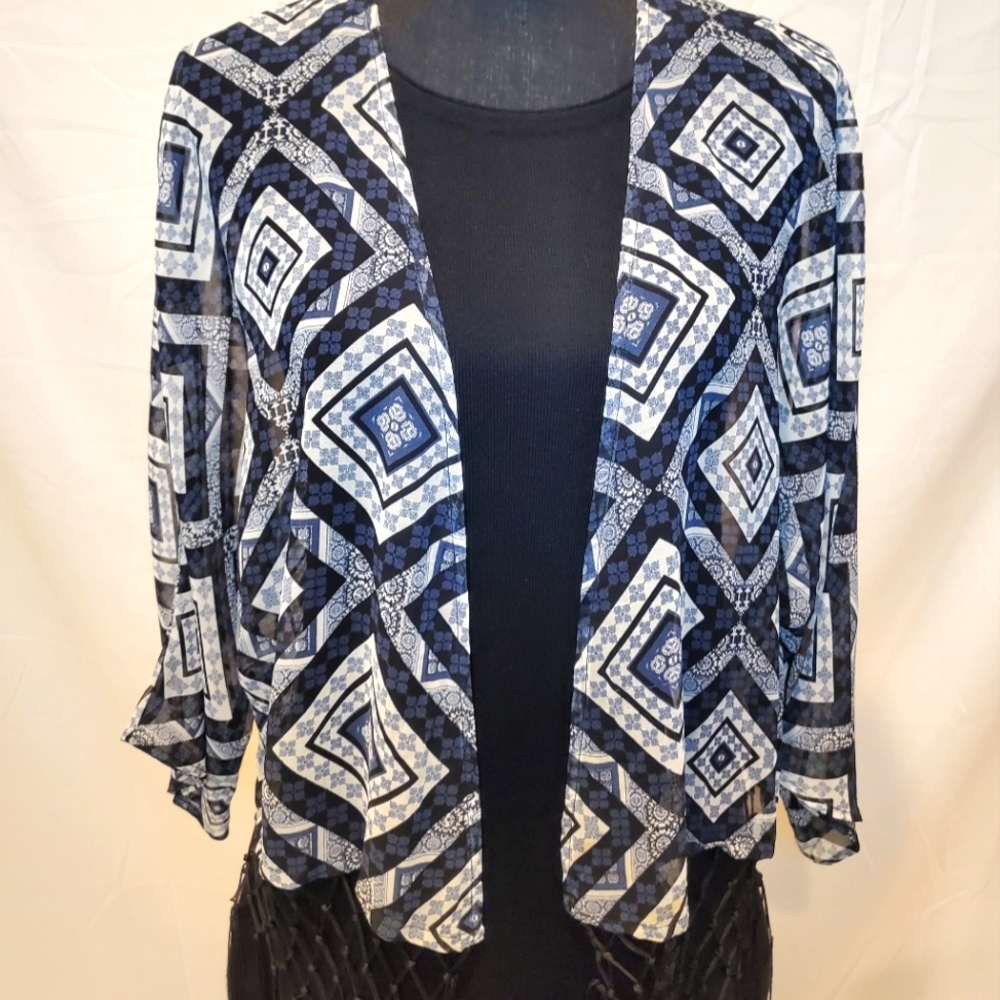 Aqua Elbow sleeve Bolero Jacket, Size Medium, Black and Blue